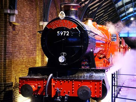 Photo Of The Hogwarts Express Train Harry Potter Studio Harry Potter