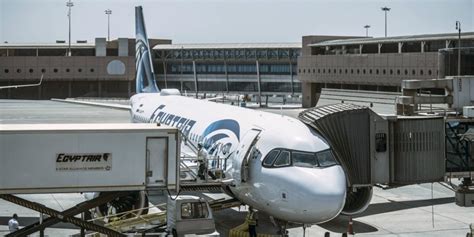 Bebé Nació En Pleno Vuelo Y La Aerolínea Le Dio El Mejor Regalo