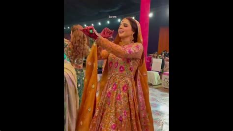 Happy Bride Dance Mehndi Bridal Shoot 🥰😍 Beautiful Bridal Dress Shorts Youtube