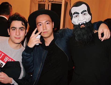 Những Vlogger hot nhất một thời đang làm gì để kiếm sống