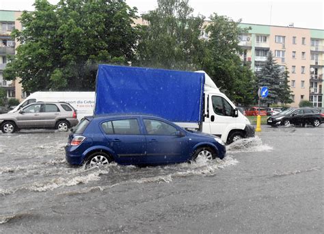 Nowy S Cz S Decczyzna Zalane Domy Drogi Posesje Wystarczy A