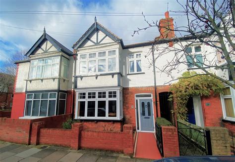 5 Bedroom Mid Terraced House For Sale In Devonshire Road Colliers Wood