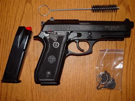 PT 100 - .40 S&W:Só Armas de fogo