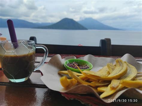 De View Cafe And Resto Ternate Ternate Restaurant Reviews