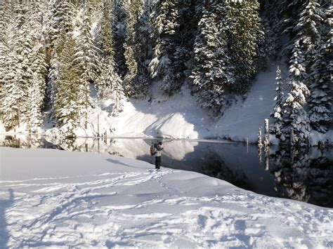Hiking Oregon June Lake In Winter