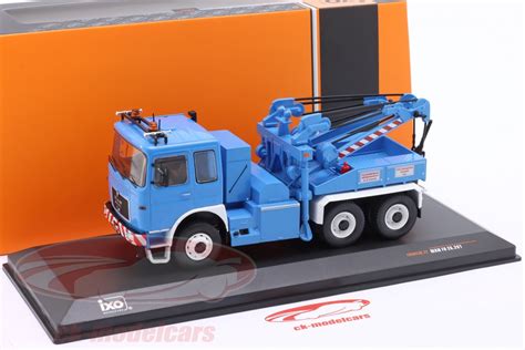 Ixo 143 Man F8 Truck Abschleppwagen Baujahr 1982 Wrecker Road Service Blau Tru043b22