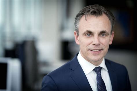 Minister Harbers Wil Actieagenda Voor Meer En Schonere Binnenvaart