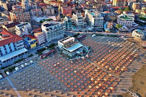 Caorle Il Don Pablo Bagni Conchiglia Luogo Storico Del Commercio