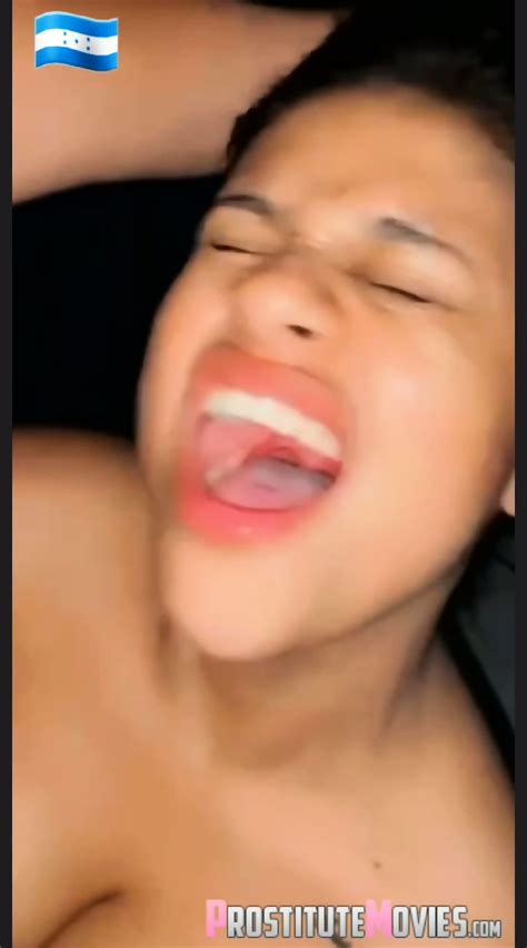 Soy Alejandra Velasquez Con Mi Cliente Haciendo Sexo Anal Y Oral Por Dinero