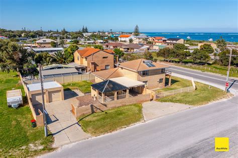 65 Gingin Road Lancelin Wa 6044 Domain