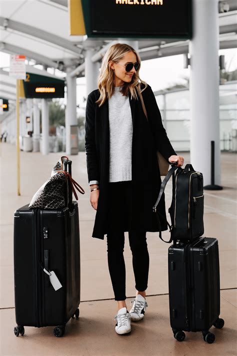 My Favorite Airport Outfits Travel Essentials For Jetsetters Artofit