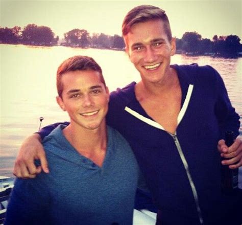 Pin By Shelby Robbins On Mark And Ethan Youtube Boyfriend Cute Youtube Couples Cute Gay Couples