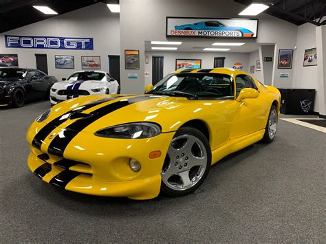 2001 Dodge Viper Desneux Motorsports