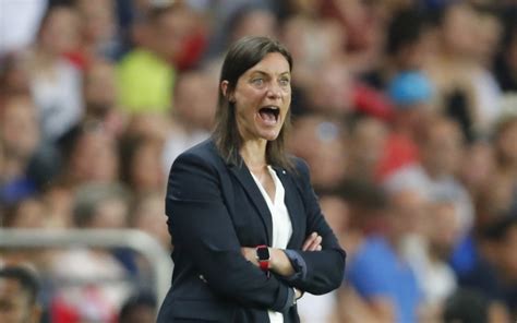 France Coach Corinne Diacre Sacked After Player Revolt Four Months