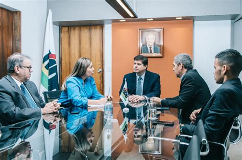 Ronison Parente Participa De Reuni O Em Bras Lia Presidente Do Mdb