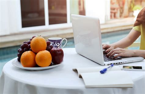 La Livraison De Panier De Fruits Au Bureau Une Initiative Gagnante