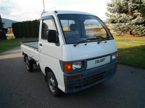 J Cruisers JDM Vehicles Parts In Canada 1995 Daihatsu Hijet Mini Truck