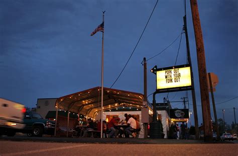 17th Street Bar And Grill A Restaurant In Murphysboro Il Thrillist