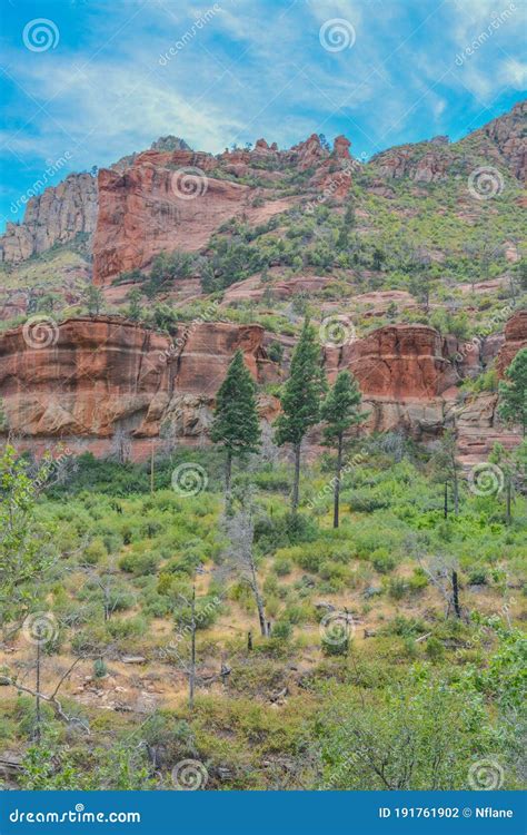 Gorgeous Drive State Route 89a In The Oak Creek Canyon On Coconino