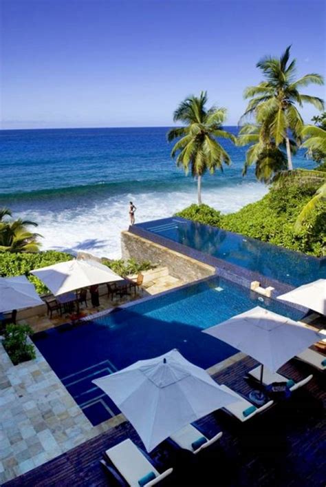 Luxury Hotel in Seychelles | Ladies Mails