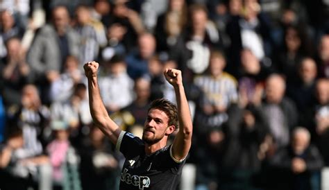 Daniele Rugani Rinnova Con La Juventus Fino Al Juventus