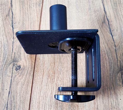 Обзор кронштейна для монитора Arctic X1-3D