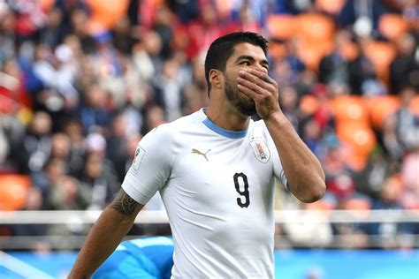 Luis Suarez struggles as Uruguay sneak past Egypt - Barca Blaugranes