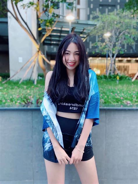 Đọ nhan sắc dàn hot girl 10X có phát ngôn gây bão Phải chăng vợ của Xemesis xinh nhất