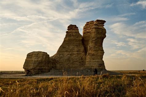 Secrets Behind Kansas Chalk Pyramids Touristsecrets