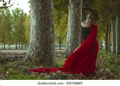 Beautiful Naked Blonde Woman On Bright Stock Photo 582684673 Shutterstock