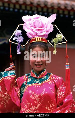 People, Woman In Ching Dynasty Costume Stock Photo - Alamy