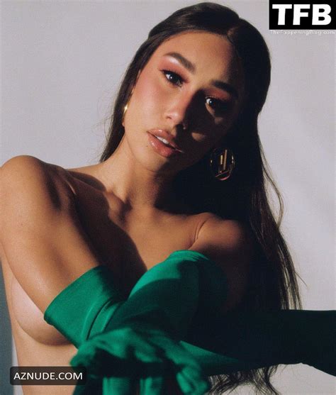 Eva Gutowski Nude And Sexy Photos Collection From Various Photoshoots