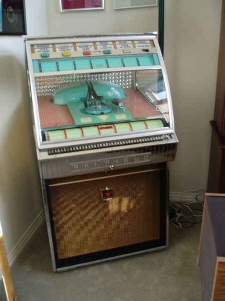 Rock Ola ARISTOCRAT Model 1465 Jukebox Of 1958 At Pinballrebel