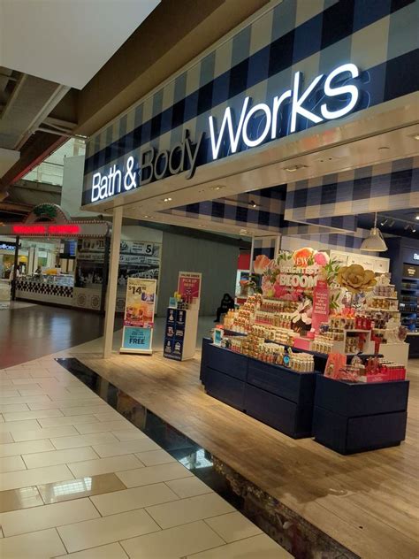 Bath Body Works Updated June Palisades Center Dr West