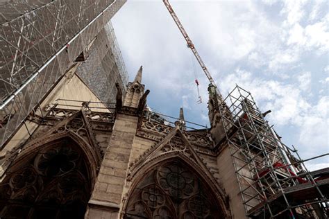 Meet The Two American Carpenters Who Are Helping Rebuild Notre Dames