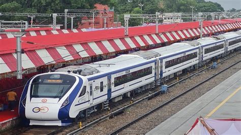 Indian Railways Commences Ticket Booking For Delhi Dehradun Vande Bharat Express Know Booking