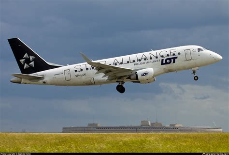 SP LDK LOT Polish Airlines Embraer ERJ 170STD ERJ 170 100 Photo By