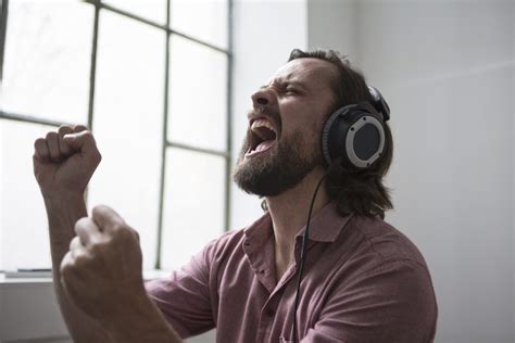 You're Doing it Wrong: 8 Bad Habits Destroying Your Headphones