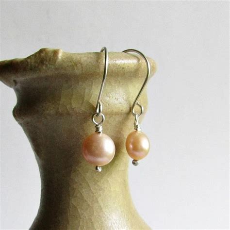 Peach Pearl Earrings | Pearl earrings, Pearls, Earrings