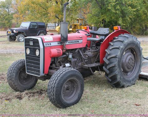 1995 Massey Ferguson 253 Tractor In Bixby Ok Item H4178 Sold Purple Wave