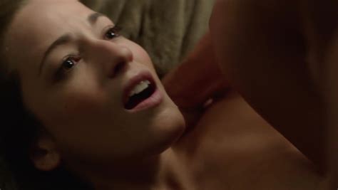 Carolina Ravassa Desnuda En The Affair