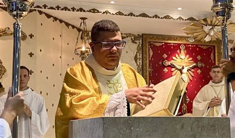 Dom Luiz celebra missa solene na paróquia São Domingos Sávio Diocese