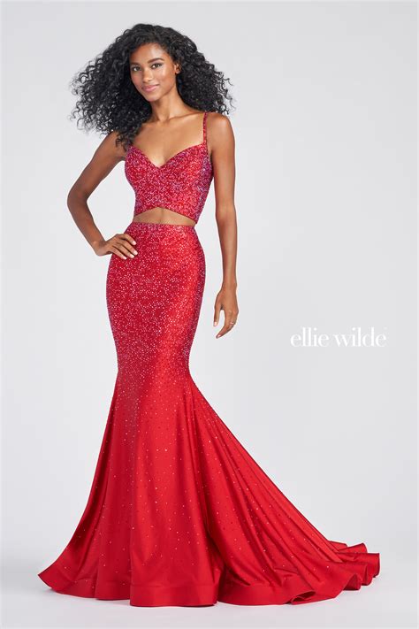 Red Prom Dresses and Gowns