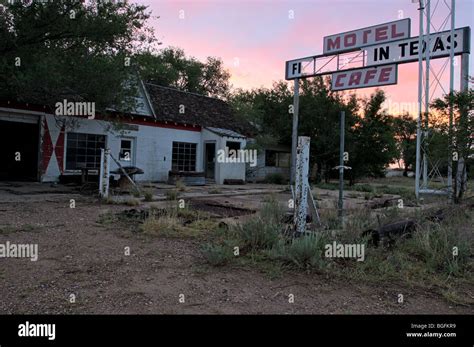 The Abandoned Longhorn Motel In The Ghost Town Of Glenrio Texas On