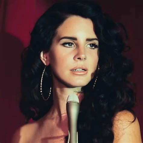 Lana Del Rey Ride 2012 Hair Icon Curly Hair Styles Lana Del Ray