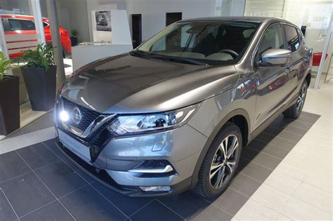 Nissan Qashqai N Connecta Navi SH FSH 360 Kamera WR Gebraucht Kaufen