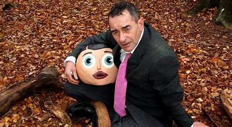 Remembering Frank Sidebottom Oink Blog