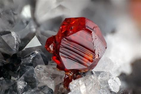 Painite: Meaning, Properties, and Benefits You Should Know