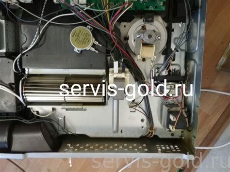 Ремонт духового шкафа Siemens с встроенной СВЧ-печью
