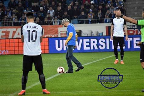 Liga 1 Craiova nu și uită legendele Teo Țarălungă a dat loviura de